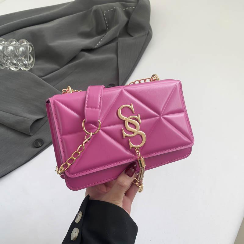 Stylish Black Pu Chain Bag For Women With Elegant Design Perfect For Casual Outfits