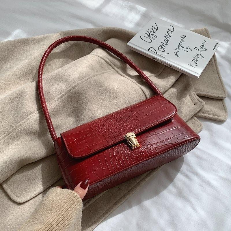 Stylish Versatile Crossbody Bag In Chic Black Brown Red And Tan Colors For Everyday Use