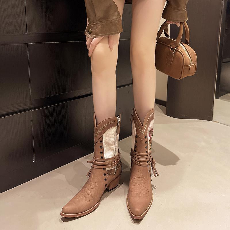 Women's Boots Europe and the United States Wind Big Yards Pointed Fashion Boots Platform Thick with Mid-calf Boots Retro Martin Boots