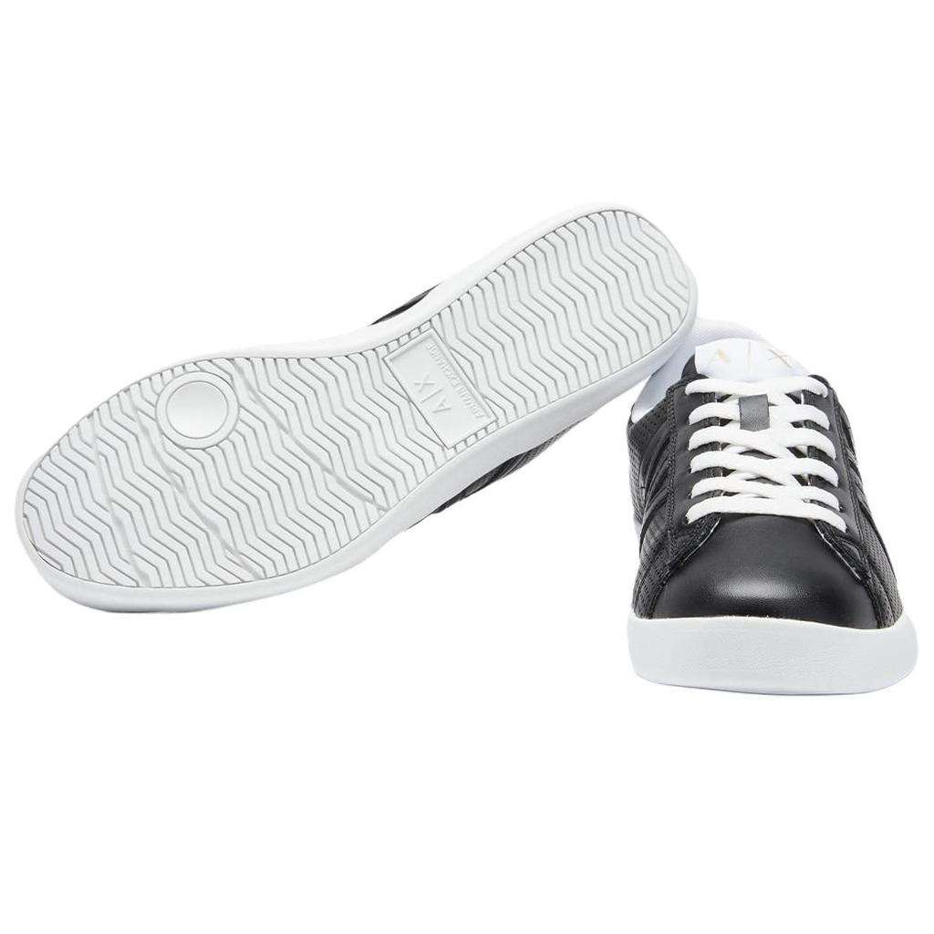 Emporio Armani Round Toe Lace-Up Sneakers Men sneakers Black XUX016XCC60SA083