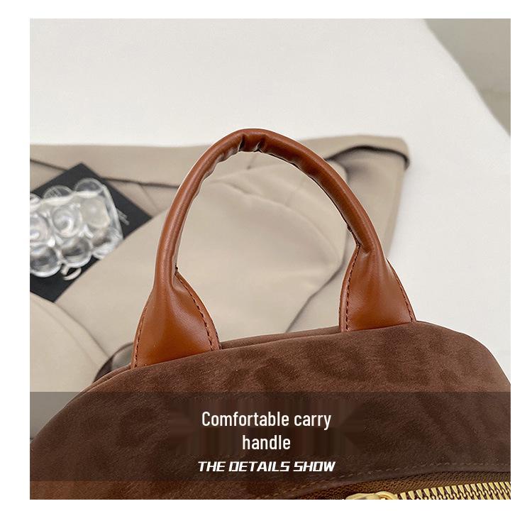 Trendy Leopard Print Women's Commuter Backpack - European & American Retro Niche Schoolbag