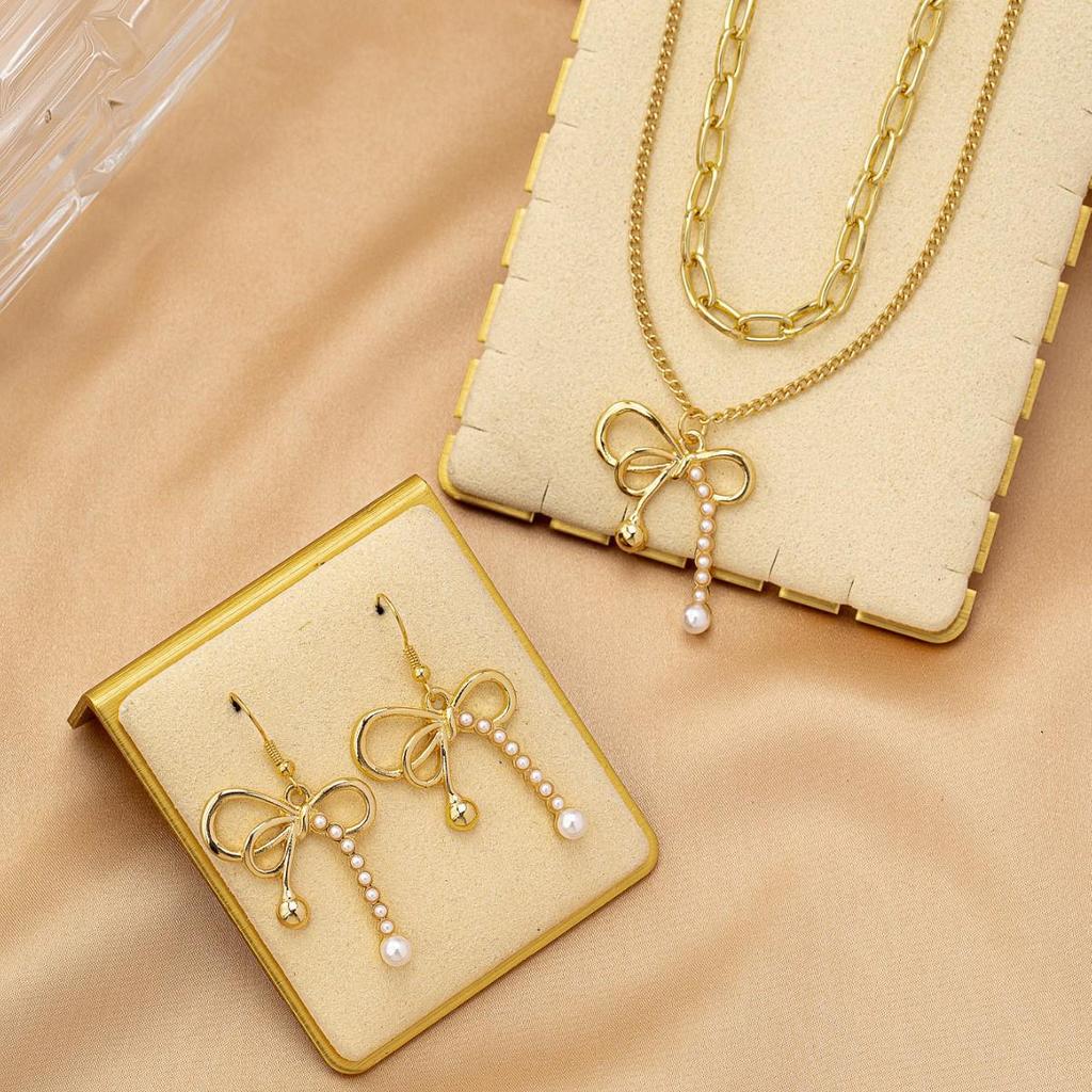 Elegant Bow Jewelry Set: High-Quality Women's Stud Earrings and Necklace