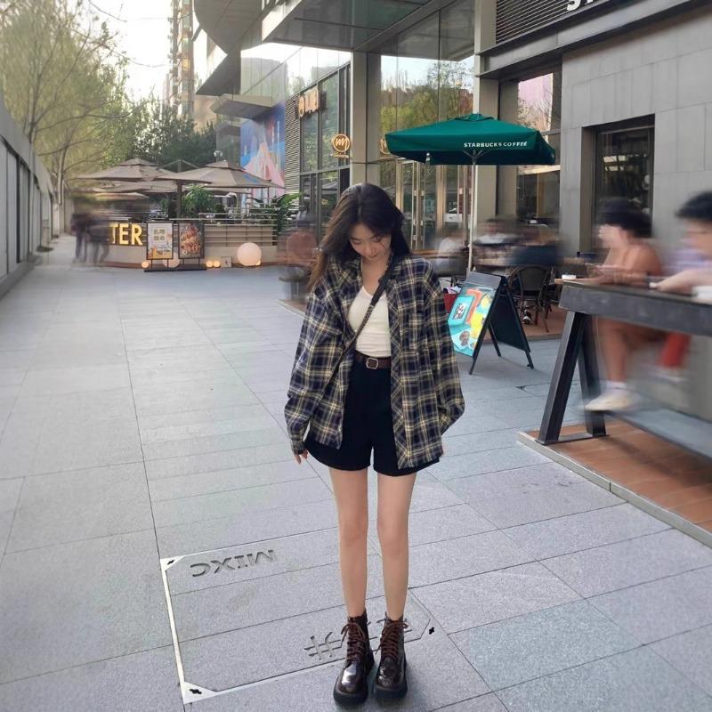 2025 New American Retro Plaid Shirt Temperament Commuting Fashion Niche Loose Versatile Shirt Long-sleeved Jacket