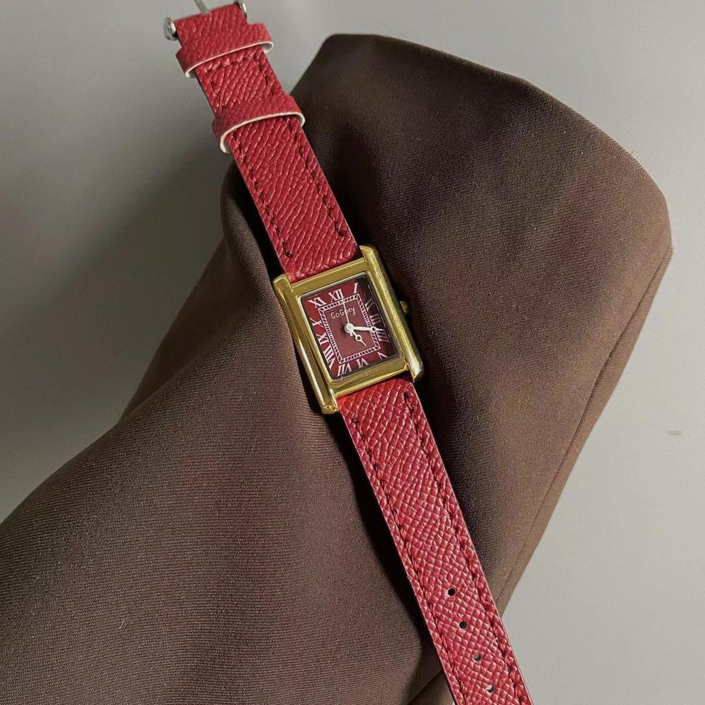Retro Square Leather Strap Women's Fashion Quartz Watch