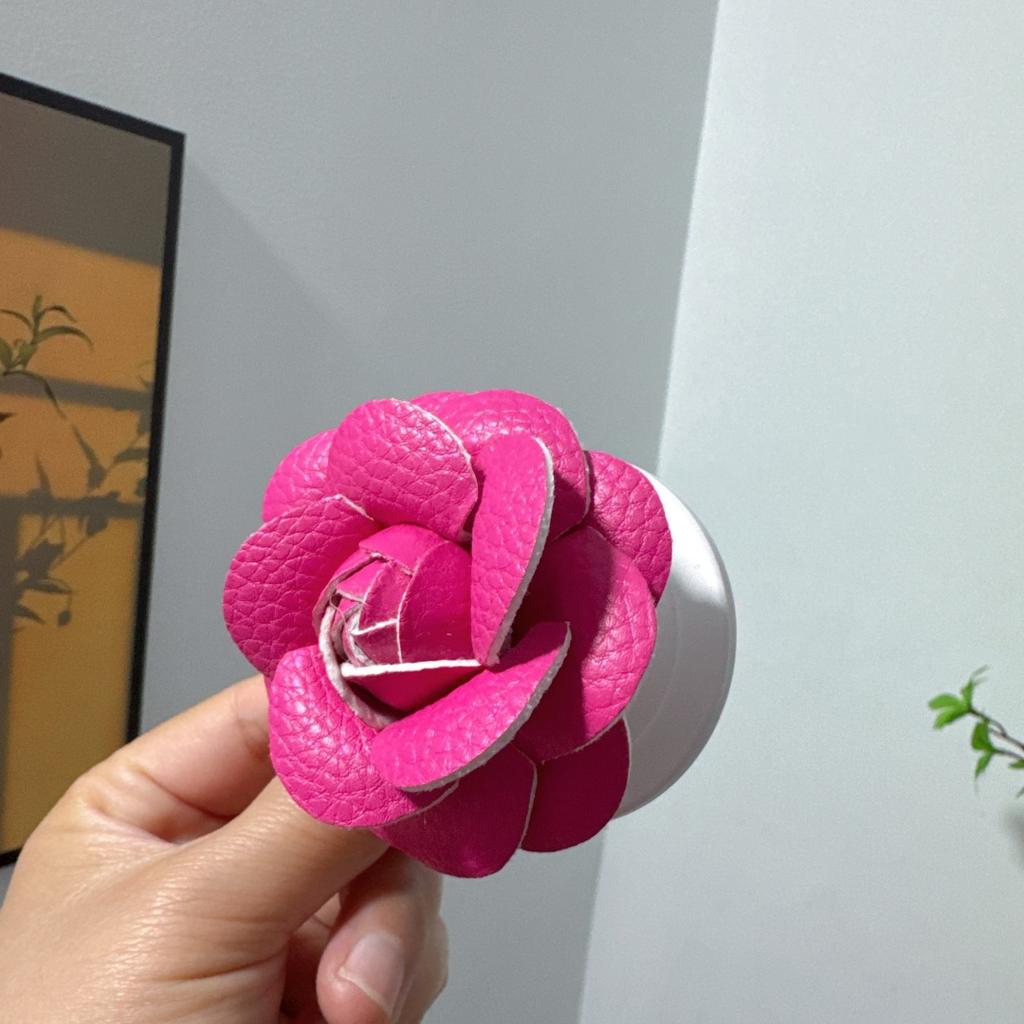 Cute 3D flower Magnetic suction bracket Foldable Griptok Phone Holder for IPhone Samsung Support Socket Pocket Grip Stand Bracke