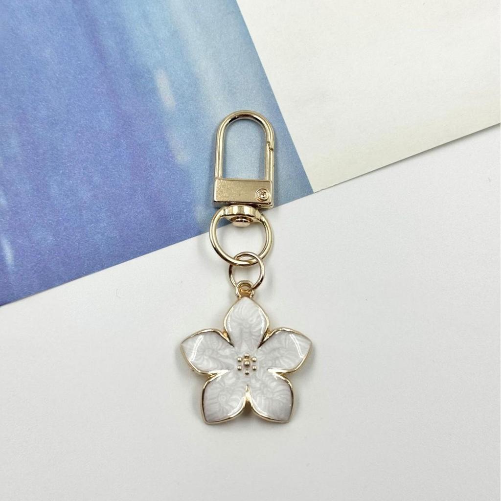 Korean Style Pear Blossom Keychain Pendant – Sweet Girl Accessory