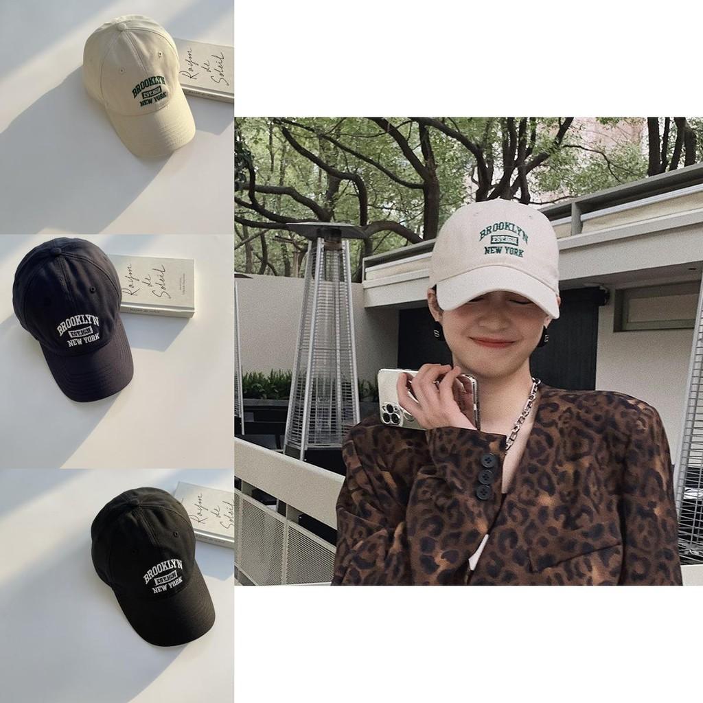 Cotton Baseball Highquality Cap With Sun Protection In Black And Navy Blue