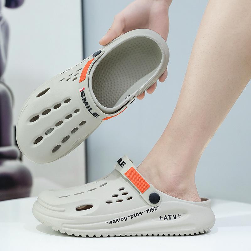 Summer EVA stepping on shit feeling bag head cool slippers foreign trade large size men's fashion breathable hole shoes wear cool slippers