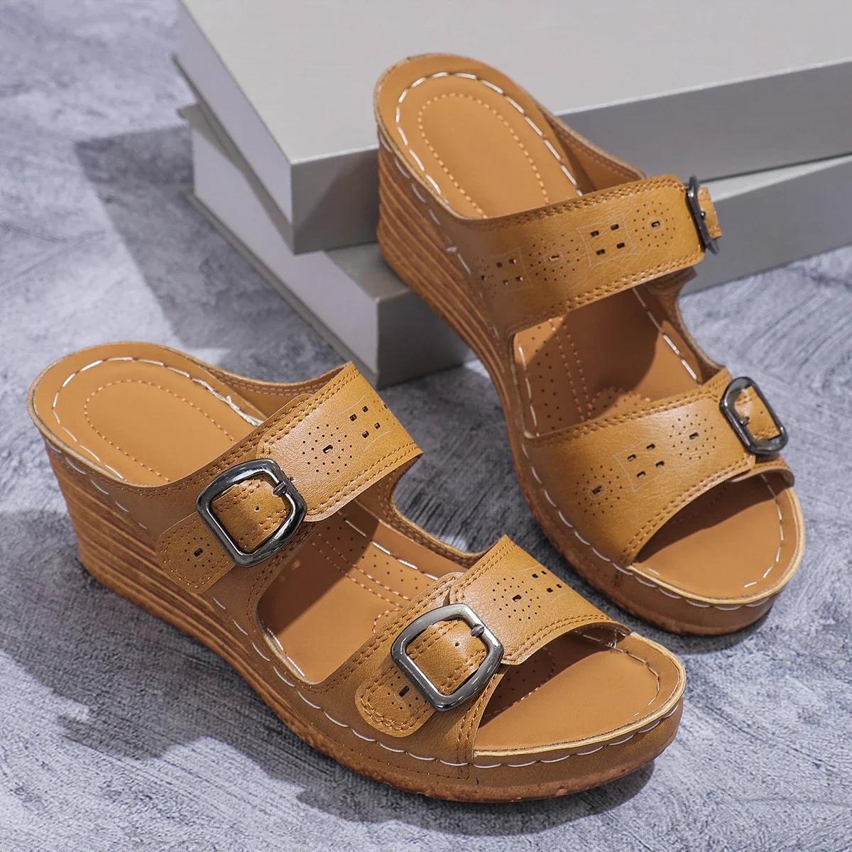 

Летние женские тапочки на танкетке на платформе, новые женские босоножки больших размеров с открытым носком на платформе и высоком каблуке, повседневные шлепанцы для улицы 43 жёлтый