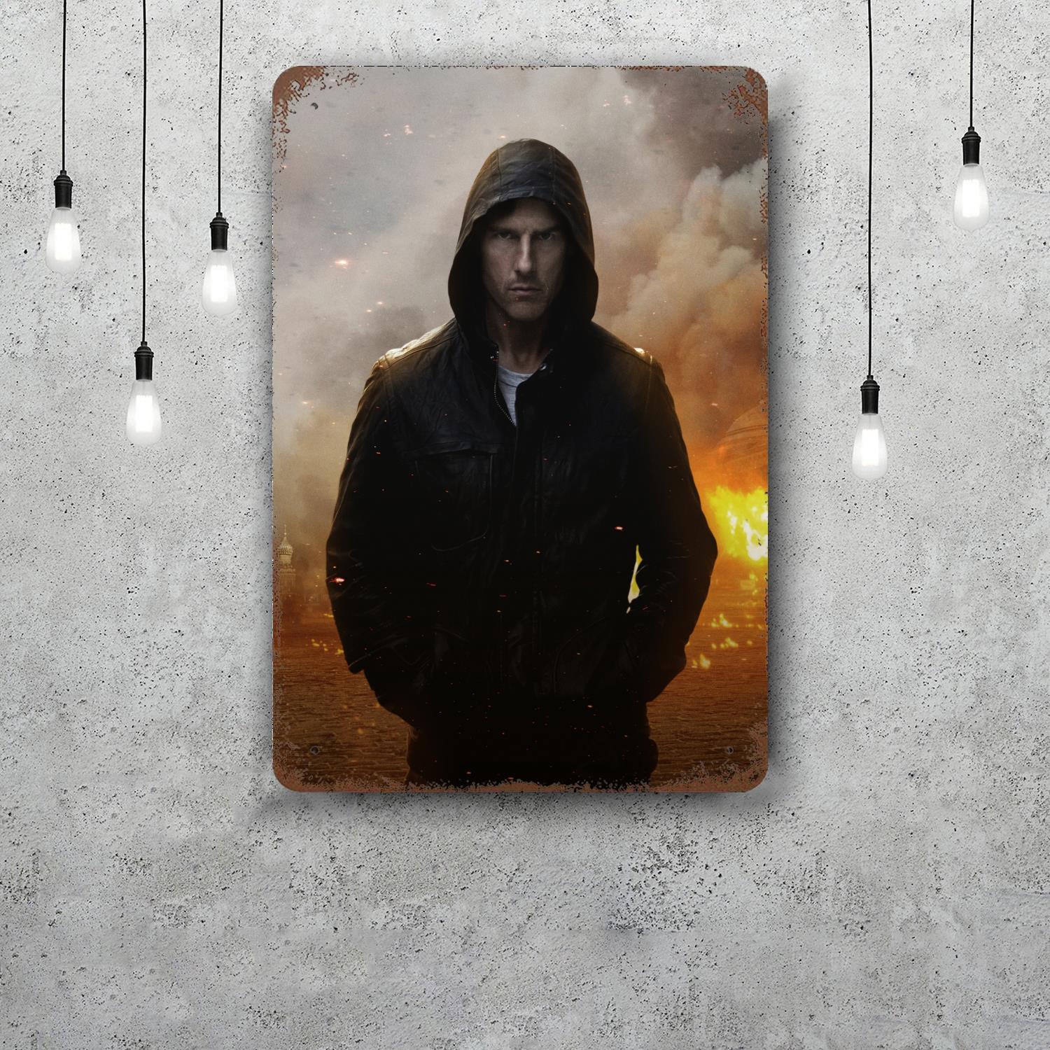 

maguire tom cruise actor Decor Poster Vintage Tin Sign Metal Sign Decorative Plaque for Pub Bar Man Cave Club Wall Decoration 20x30cm（7.8x11.8inch）