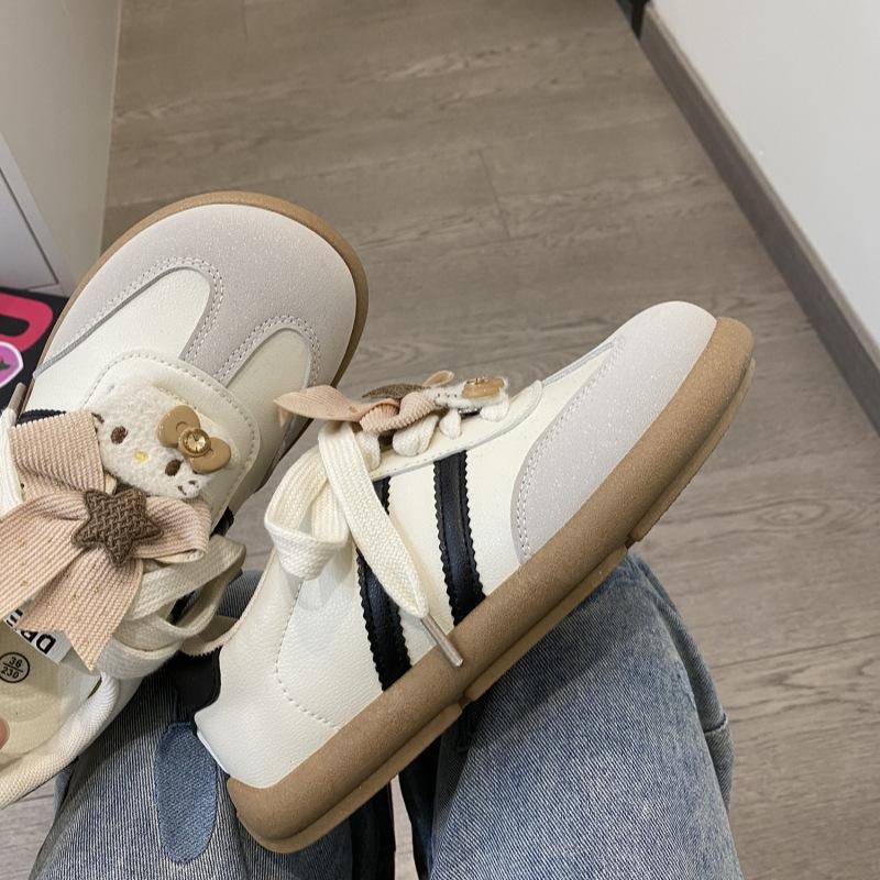 

New board shoes women s 2025 spring new versatile height increase casual shoes lightweight versatile casual platform shoes comfortable women 40