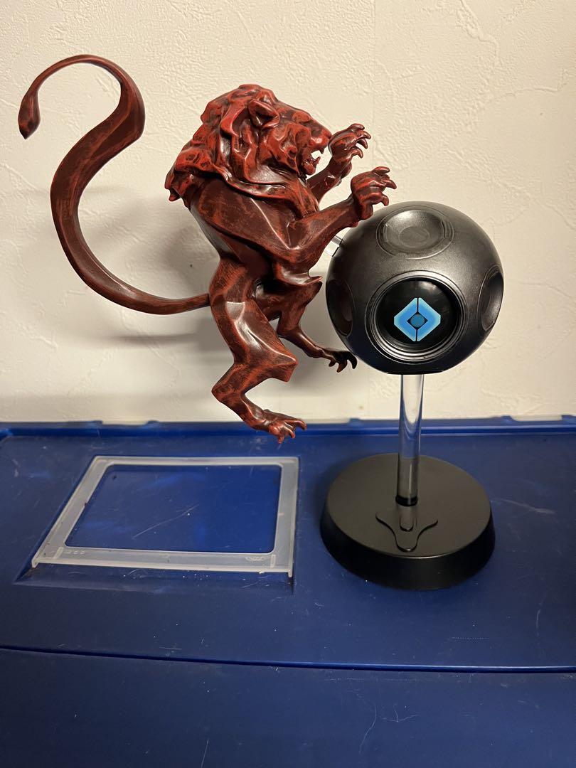 

[Б/У] Фигурка оболочки Призрака Титана-соперника из Destiny 2