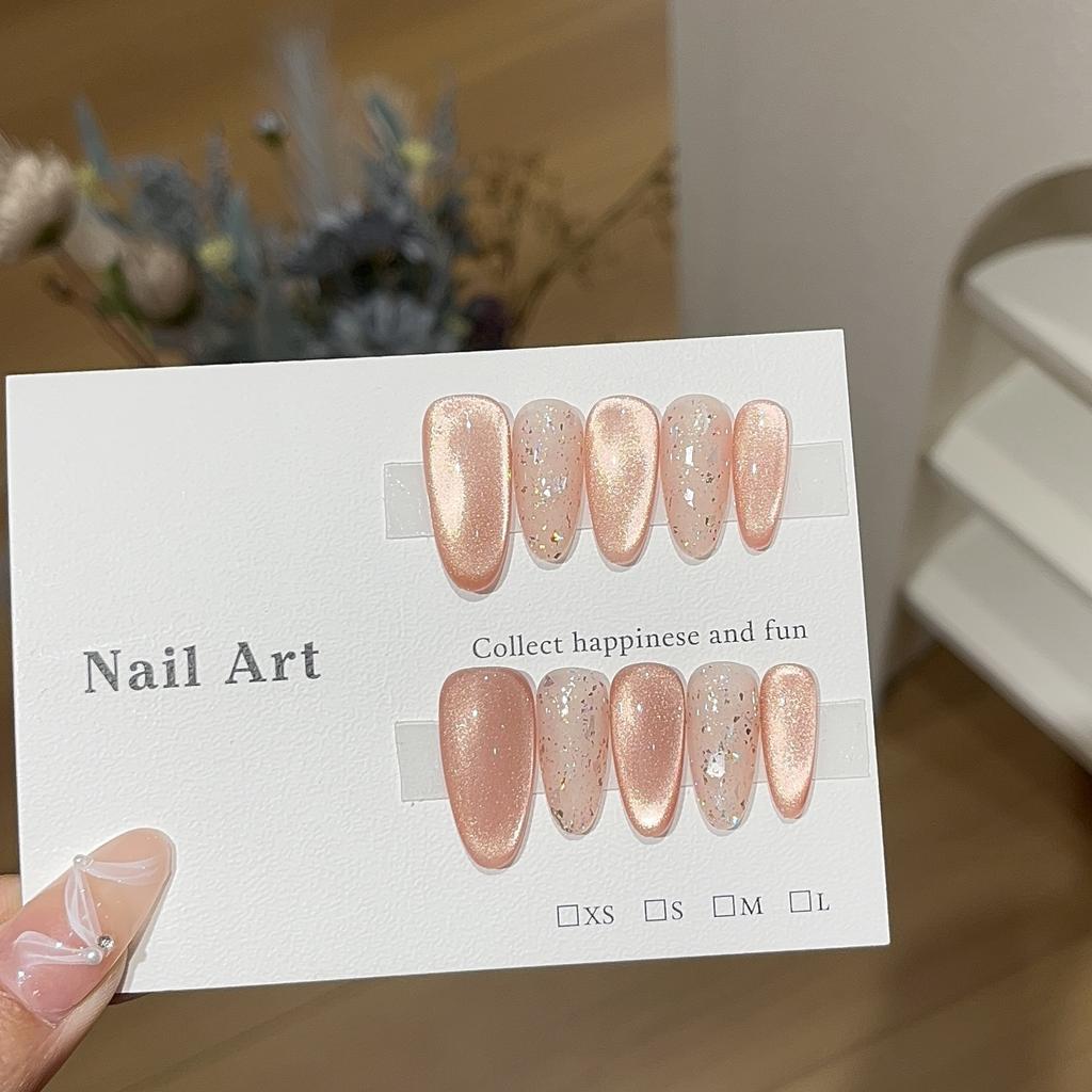 Tägliche weiße Kurzrüstung, nackte rosa Glasperlen, breite hellrosa Cat-Eye-Tragerüstung