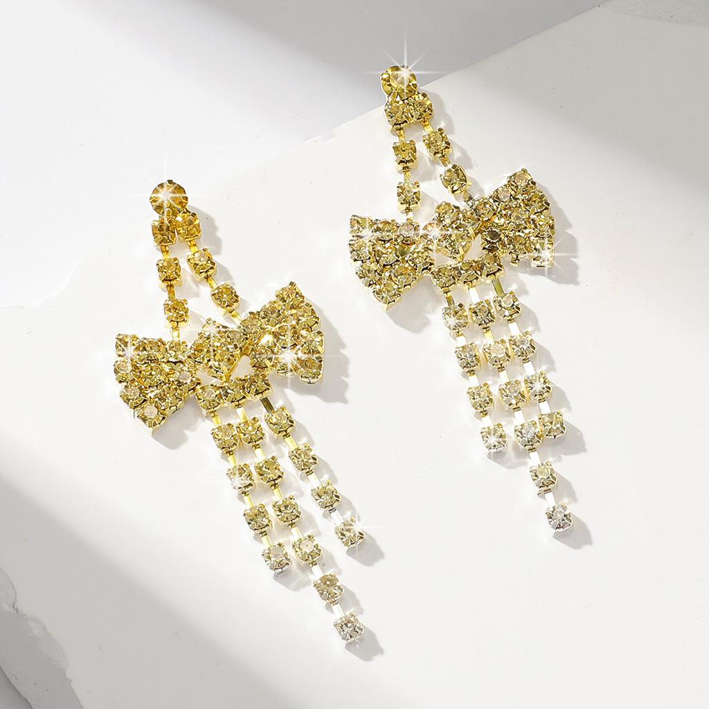 Zirkon Diamantbesetzte Liebes-Schmetterling Fransenohrringe Übertriebene Lange Steckerohrringe, Ohrringe, Nischen-Leicht-Luxus-Ohrringe.