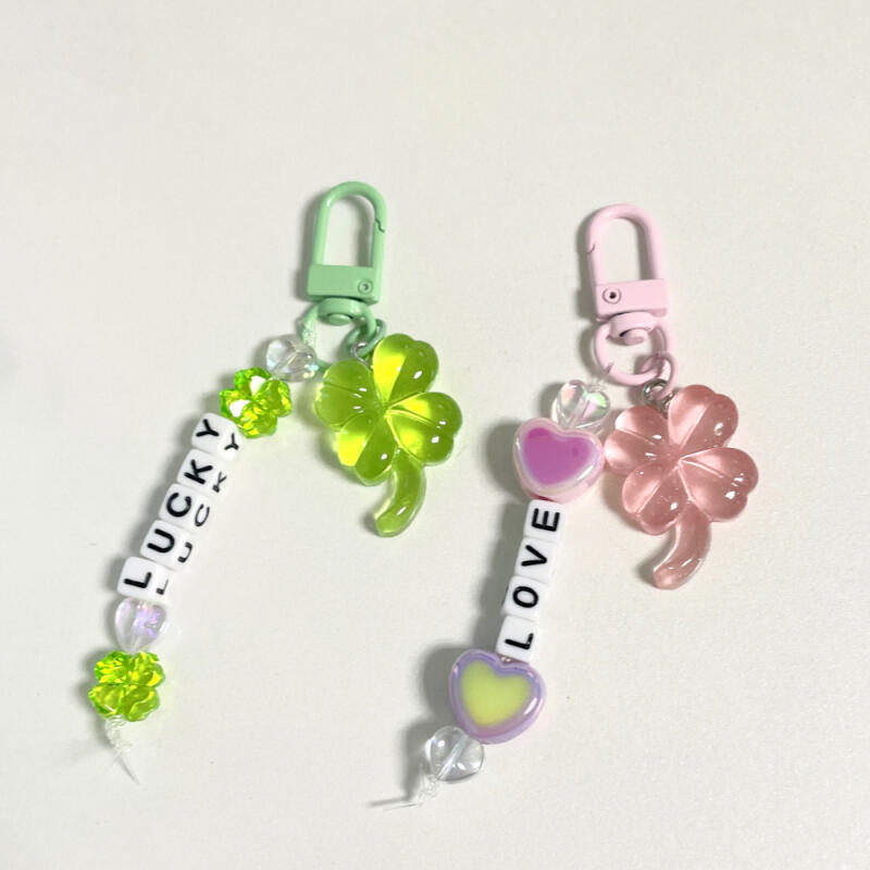 Four-leaf clover initial keychain making DIY kit Smile Happy