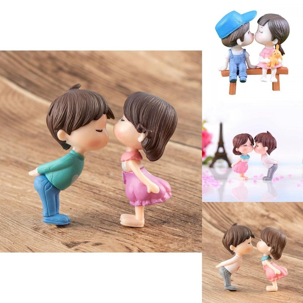 Charming Bench Couple Kissing Dolls Set For Exquisite Miniature Garden Decor