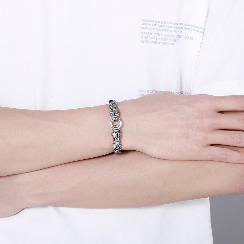 Stainless Steel Double Snake Head Men Bracelet Punk Domineering Snake Bracelet Retro Fashion Couple Men Holiday Gift Bracelet