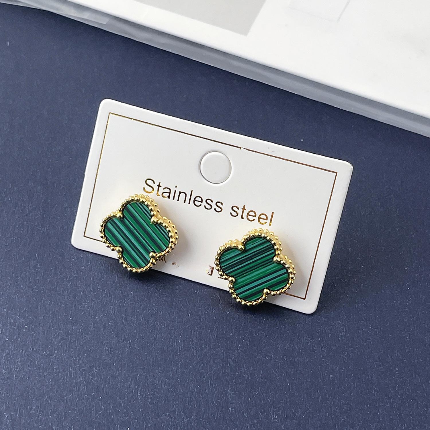 

Серьги-пусеты Четырехлистный клевер 15 мм, глянцевые, высококачественная модная титановая сталь, не теряют цвет