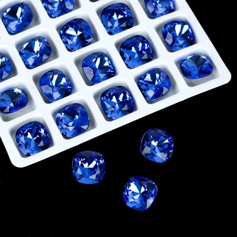 K9 Rose Pink Axt Diamant Nail Art Diamant Schmuck Flash Kristall Speziell geformter spitzer Diamant Pink Love Nail Diamond