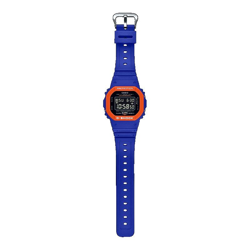 Casio Men's Resin 200M Water Resistant Shock Resistant Alarm Quartz Watch DW-5610SC-2