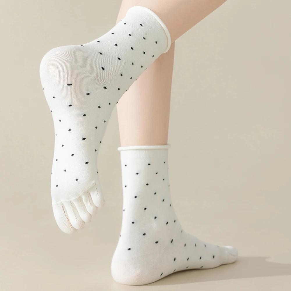 3 Pairs Toe Socks Women Middle Tube Five Finger Socks Cute Dots High Quality Cotton Crew Socks with Separate Fingers