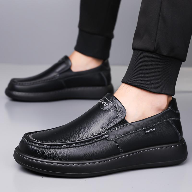 Fashion Hot Sale Walking Shoes Handmade Moccasins New Leather Mens Loafers Breathable Summer Slip on Flats Man Casual Leather Footwear