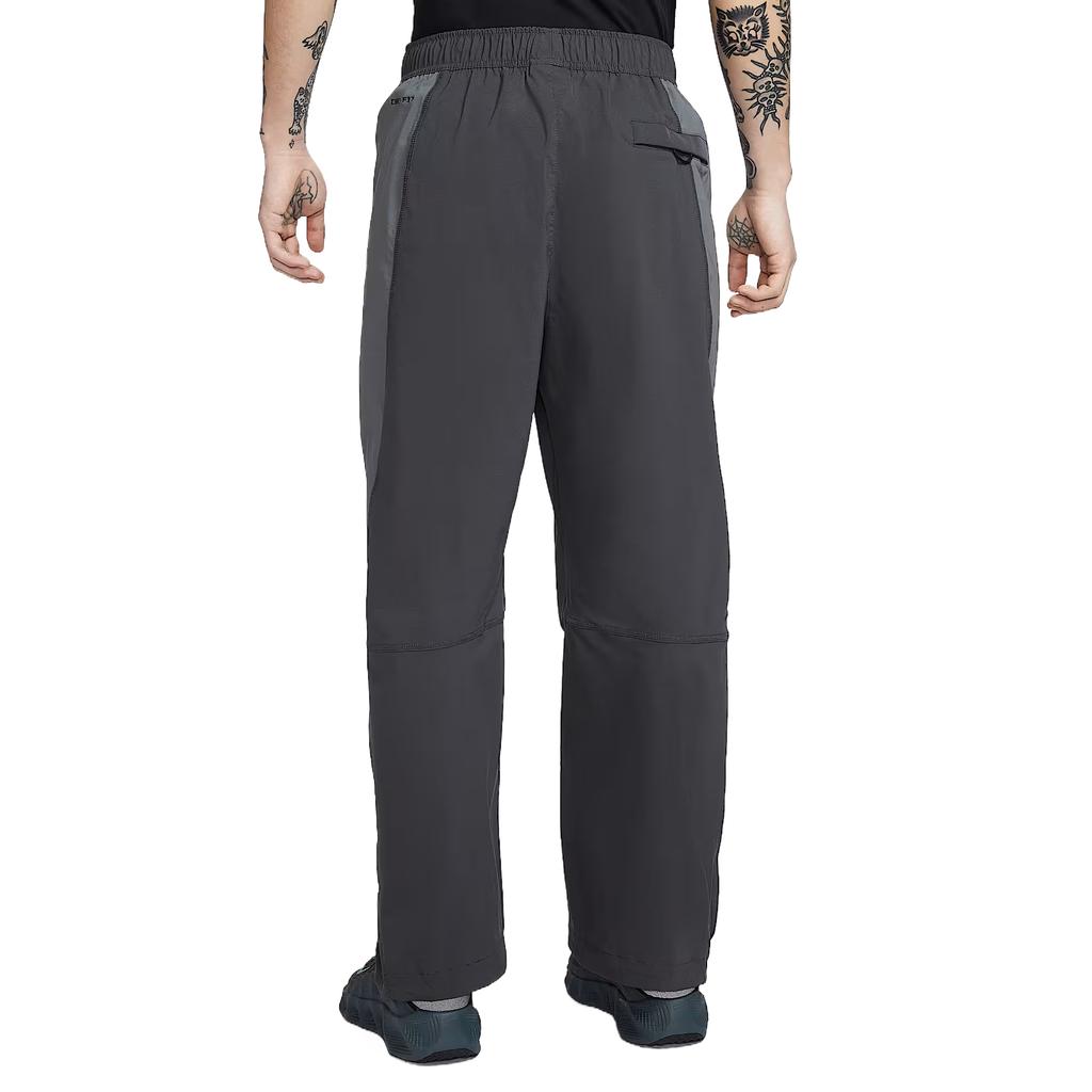 Nike Pantaloni larghi Dri-Fit Tech traspiranti da uomo bottom IU7503-060