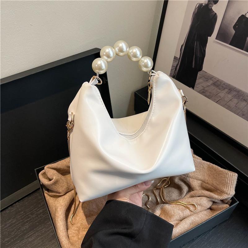 Premium Sense Pearl Temperament Handbag Women's New Exquisite and Beautiful Chain One Shoulder Messenger Bag Dumpling Bag