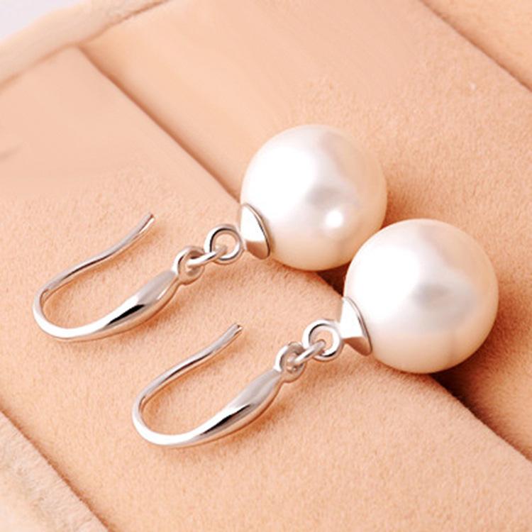 High-quality Round Pearl Earrings Earrings and Earrings Temperament Small Earrings for Women