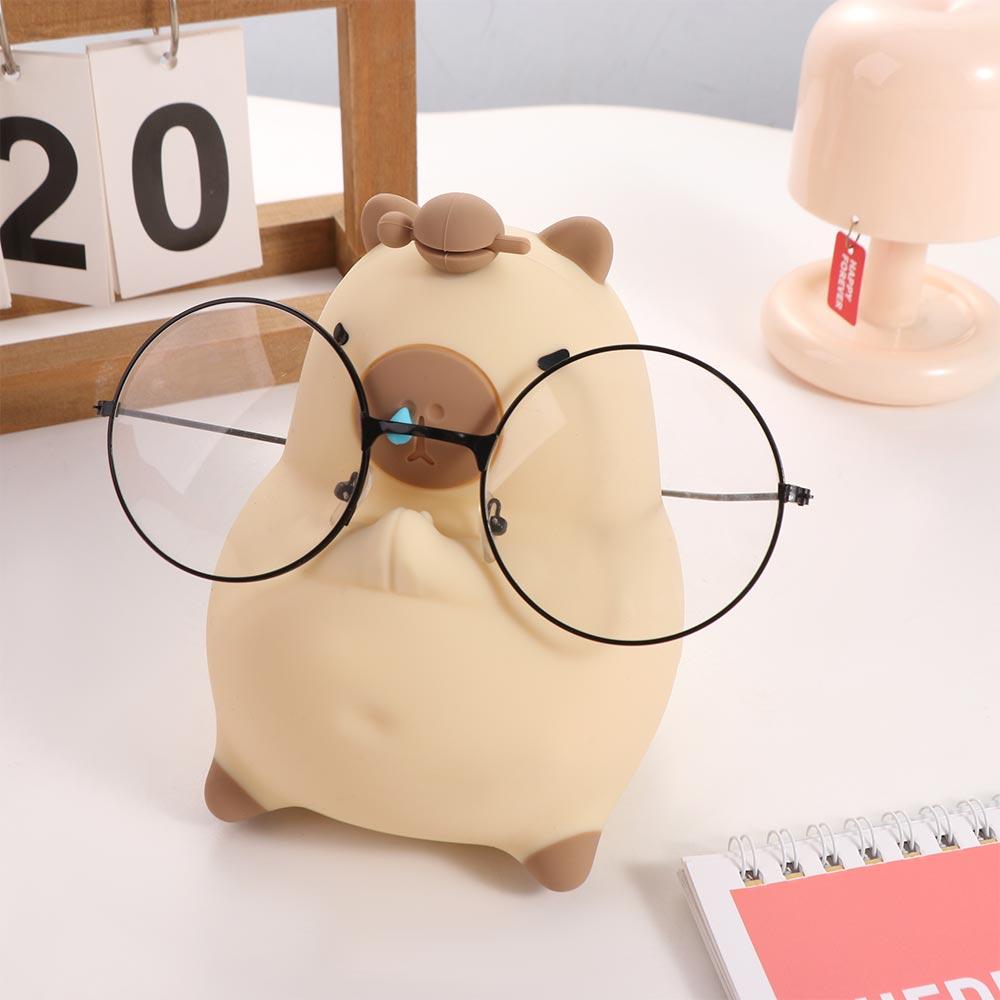 USB Rechargeable Capybara Night Light Eye Protection Soft Light Guinea Pig Night Light LED Capybara Shape Capybara Silicone Lamp