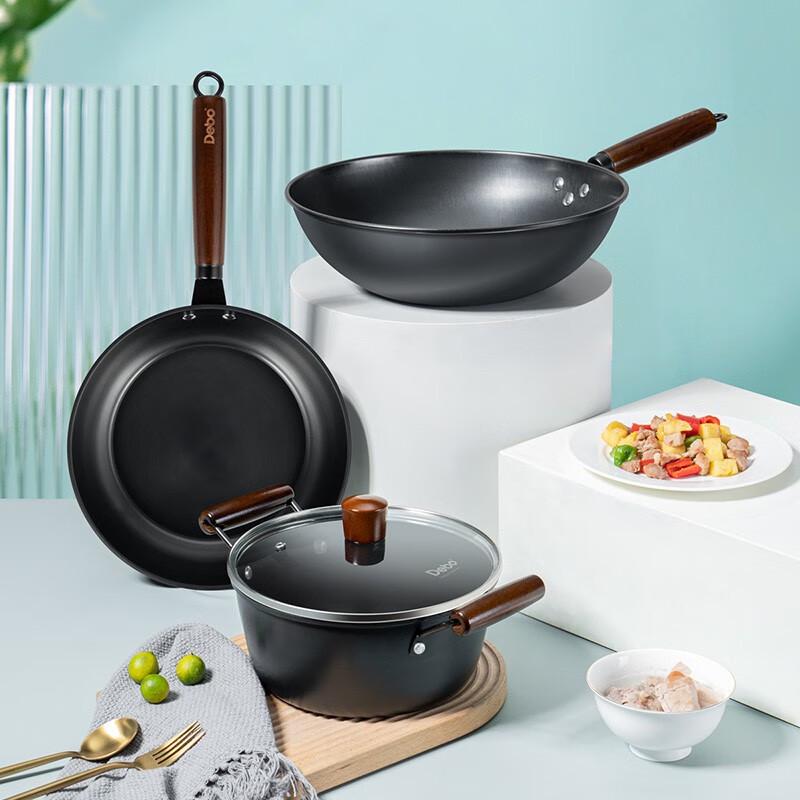 

Debo Russell 3-Piece Cookware Set