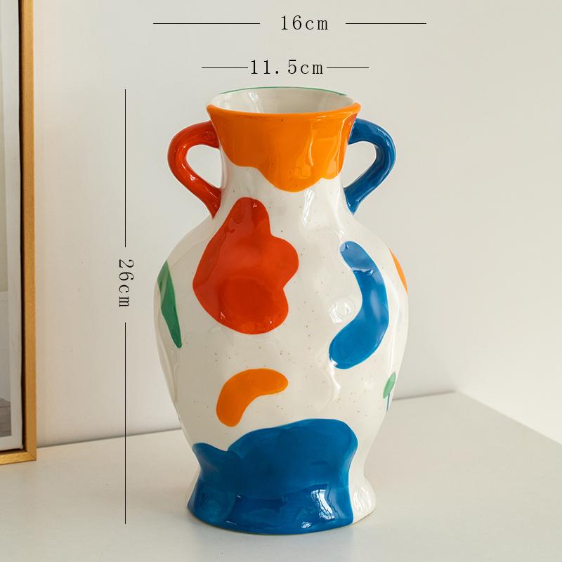 Handmade painted ceramic vase hotel exhibition niche flower ware Creative ceramic decorative vase Flower Arrangement Decoration