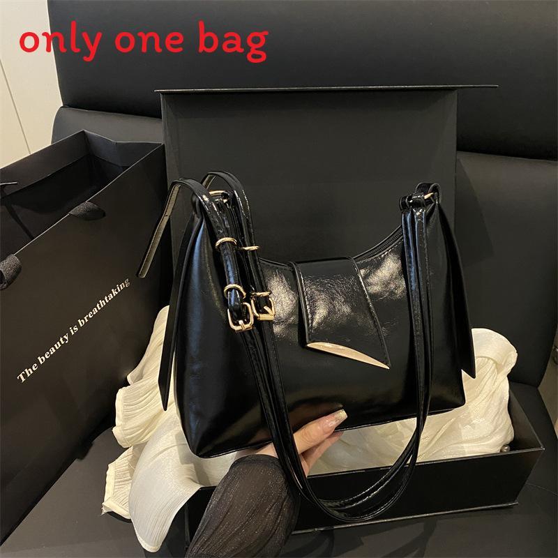 Pu Duffle Bag For Women With Top Zipper Closure And Inner Pocket For Daily Use