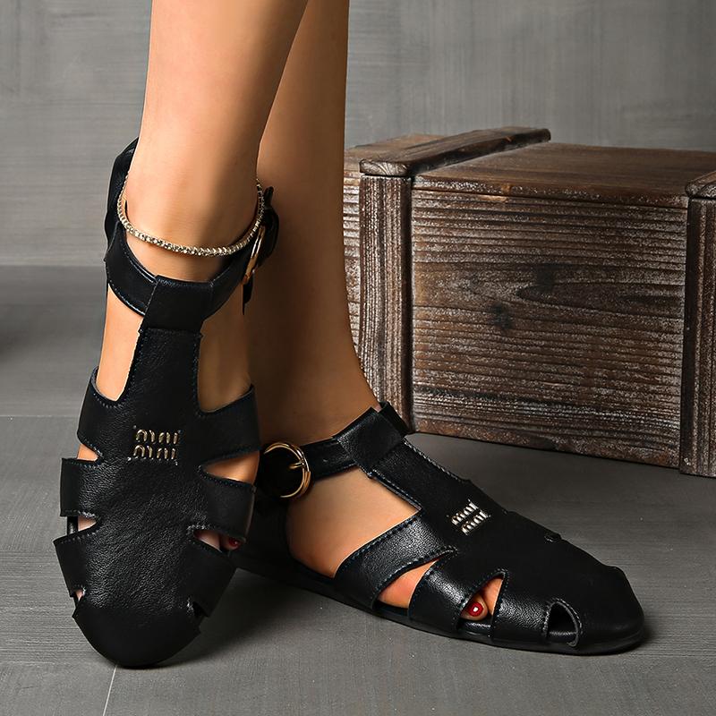 Sandales Romaines Blanches Découpées pour Femmes Bout Fermé Cuir PU Chaussures Plates Femme 2025 Été Nouveauté Semelle Souple Robe Sandales Femme