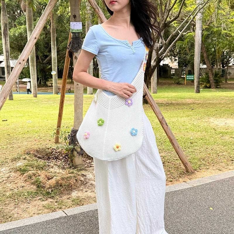 Travel leisure female commuter Mori lazy large capacity shoulder bag woven bag knitted bag leisure vacation