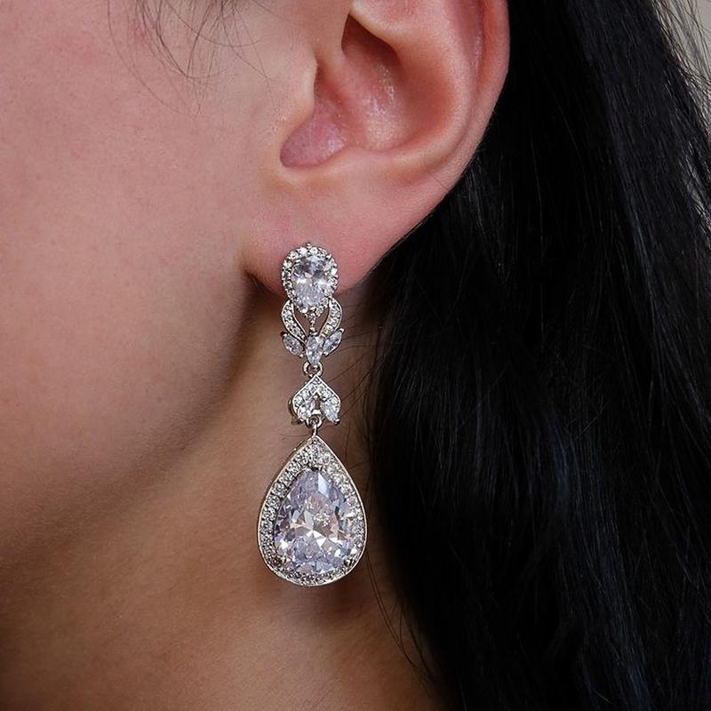 

Huitan Gorgeous Drop-shaped Zirconia Pendant Earrings Bridal Wedding Accessories Luxury Graceful Female Engagement Party Zircon