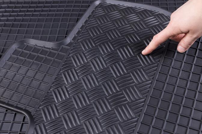 Bagażnik RIGUM 434064 + Dywaniki RIGUM 904055 - Volkswagen Tiguan Allspace SUV od 11.2017r. stop. AV2 Przód - ZAMONTOWANE