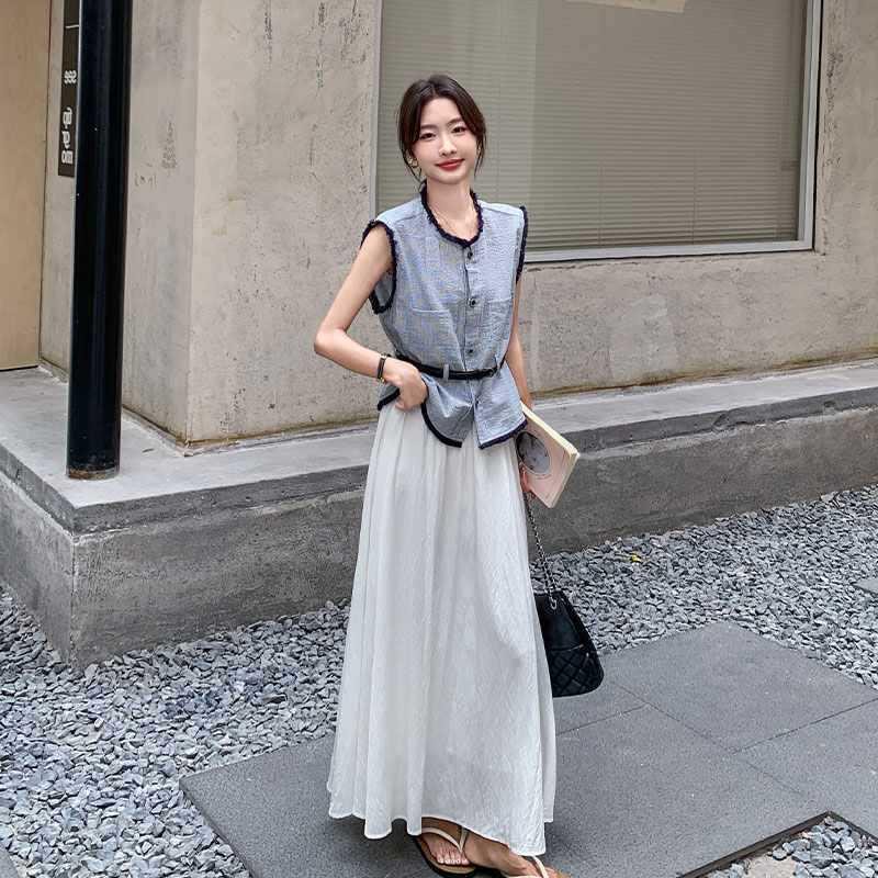 Summer 2025 French-Style Women's Two-Piece Suit: Vest Top & Skirt