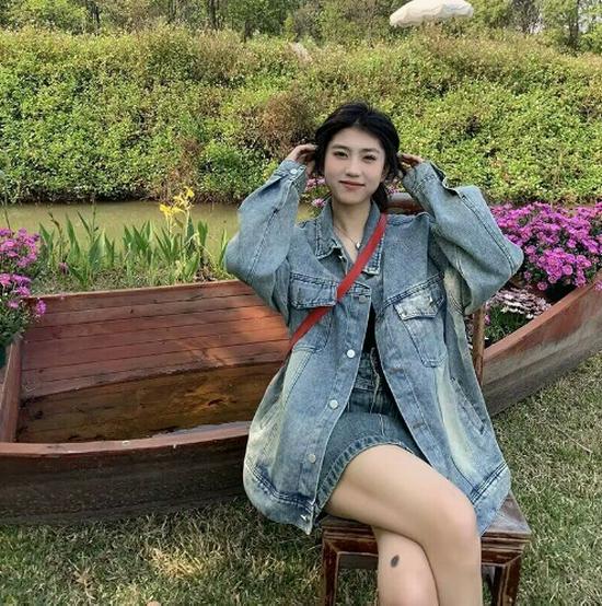 2025 Women's Short Slim Hooded Denim Jacket – Korean Style, Long-Sleeved, for Spring & Autumn Students