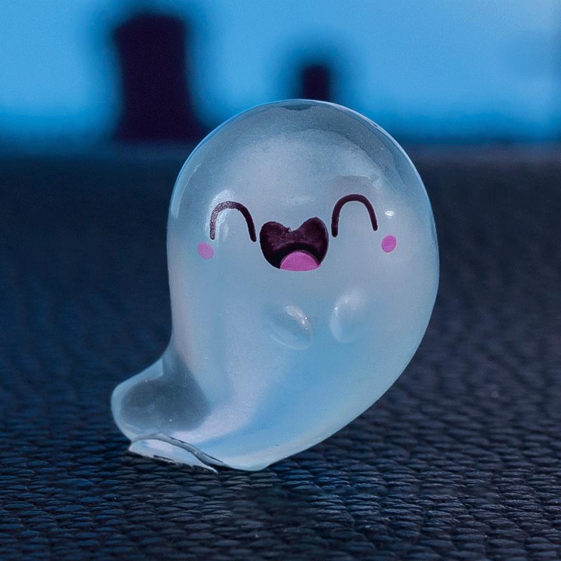 1/6PCS Glow In The Dark Mini Ghost Figures, Luminous Ghost Miniature Resin Figurines, Cute Ghosts Figure Garden Decor