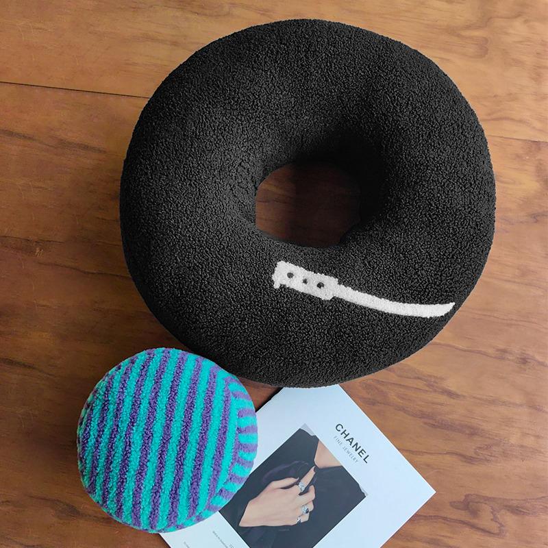 40cm Vinyl Record Shaped Pillow Retro Throw Pillow Ideal For Music Lovers Disc Party Creativity Plush Cushion Record Sofa Couch Pillow