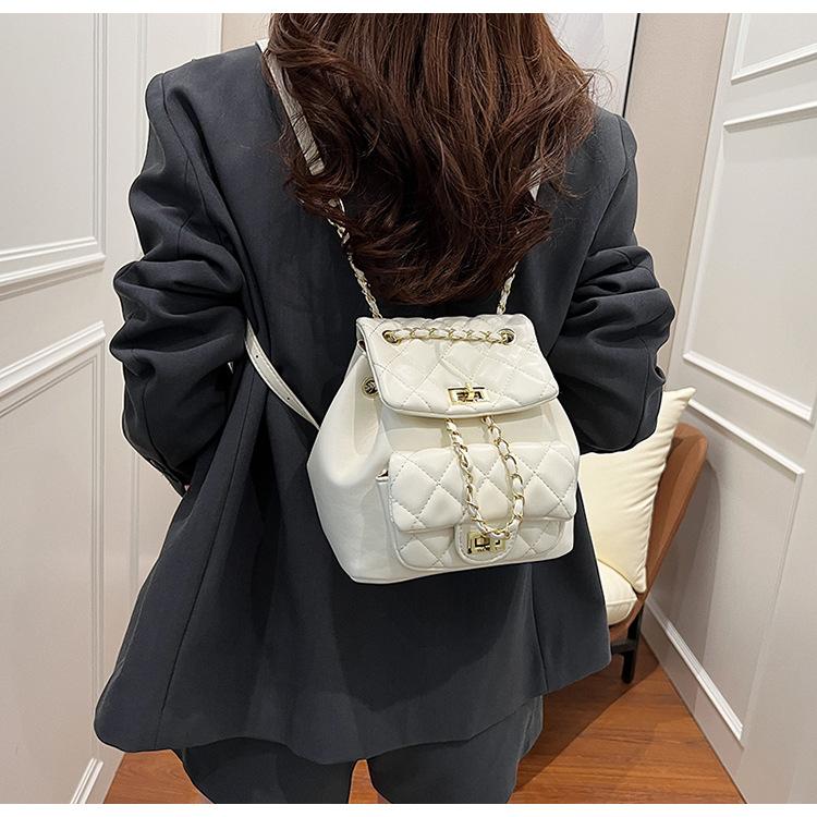 Xiaoxiangfeng rhombus chain backpack women's 2025 summer new fashion simple student bag high-end shoulder bag