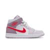 Air 1 Mid 'Saint-Valentin' pour femmes (tailles femme) Iris Whisper / Vague Améthyste / Poupée / Rouge Sirène Baskets de Basketball Vintage DR0174 500