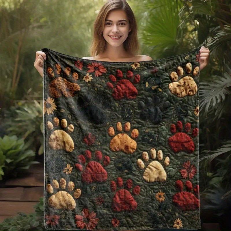 1pc Vintage Paw Print And Floral Quilted Flannel Blanket - Soft And Comfortable All Seasons Throw for Sofa Bed Car Office