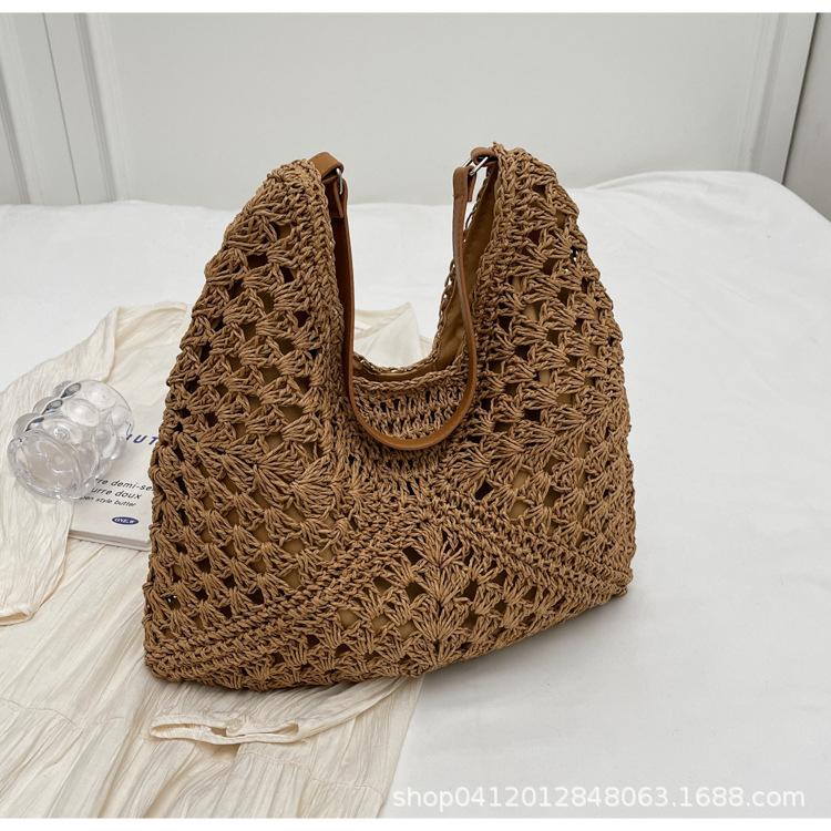 

Internet celebrity foreign style seaside straw bag large capacity woven tote bag women 2025 new leisure vacation beach bag