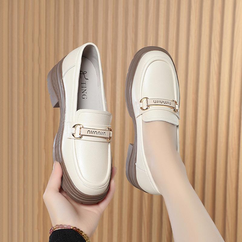 British Style Thick Bottom Patent Leather Loafers Women's Platform Shoes 2026 Spring Shallow Block Heels Shoes Office  Elegant