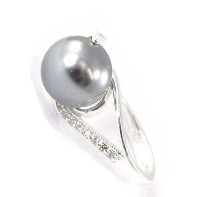 Γκρι ασημένιο δαχτυλίδι «Pearl Beauty».