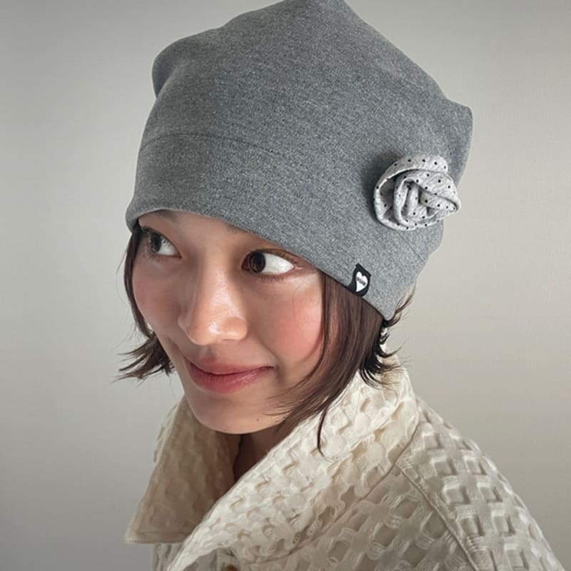 

usite DOT ROSE BEANIE, GREY GREY FREE