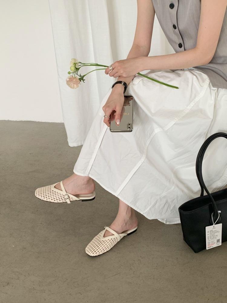 French Flat Bottom Hollow Woven Bag Head Wearing Half Slippers Women'S Spring And Summer Word With Lazy Sandals Women'S Shoes