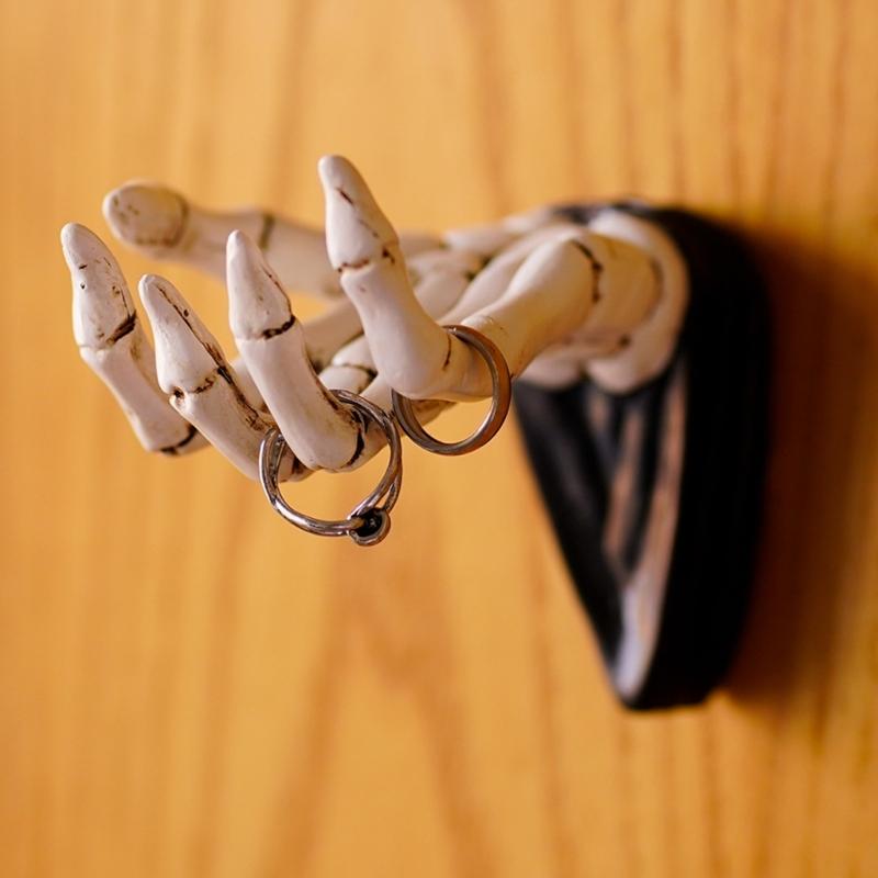 Practical Skeleton Hand Wall Decoration Multipurpose Hook Home Accessory For Keys and Jewelry Storage Organization
